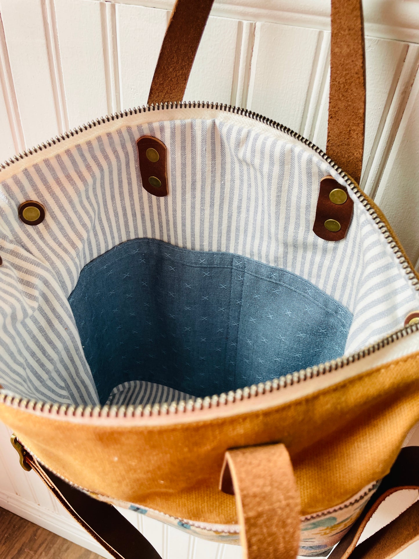 Waxed Canvas Crossbody Tote, Blue Rosa