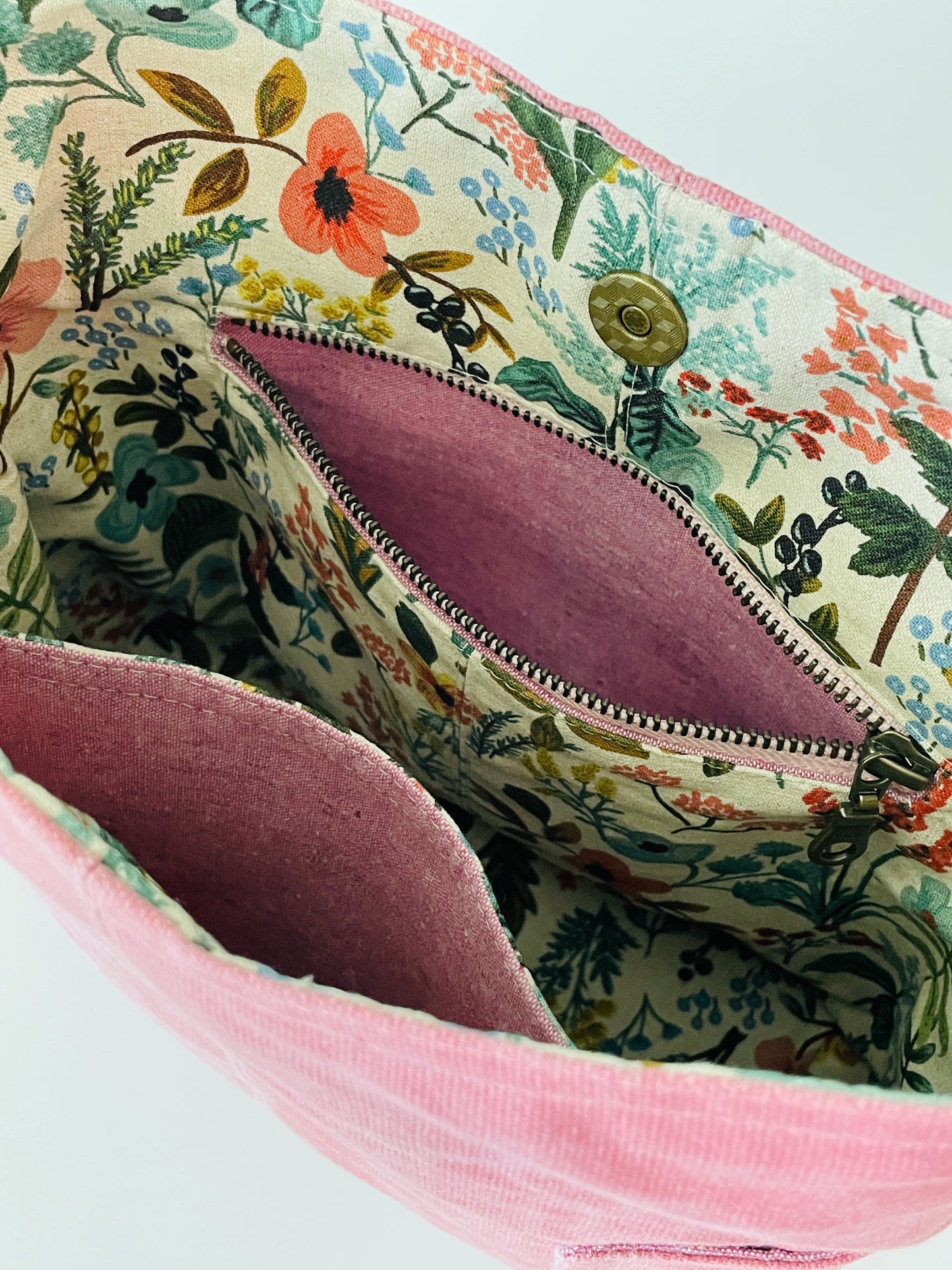 Waxed Canvas Shoulder Bag, Rose