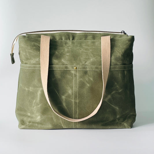 Large Waxed Canvas Zipper Tote, Leaf Green