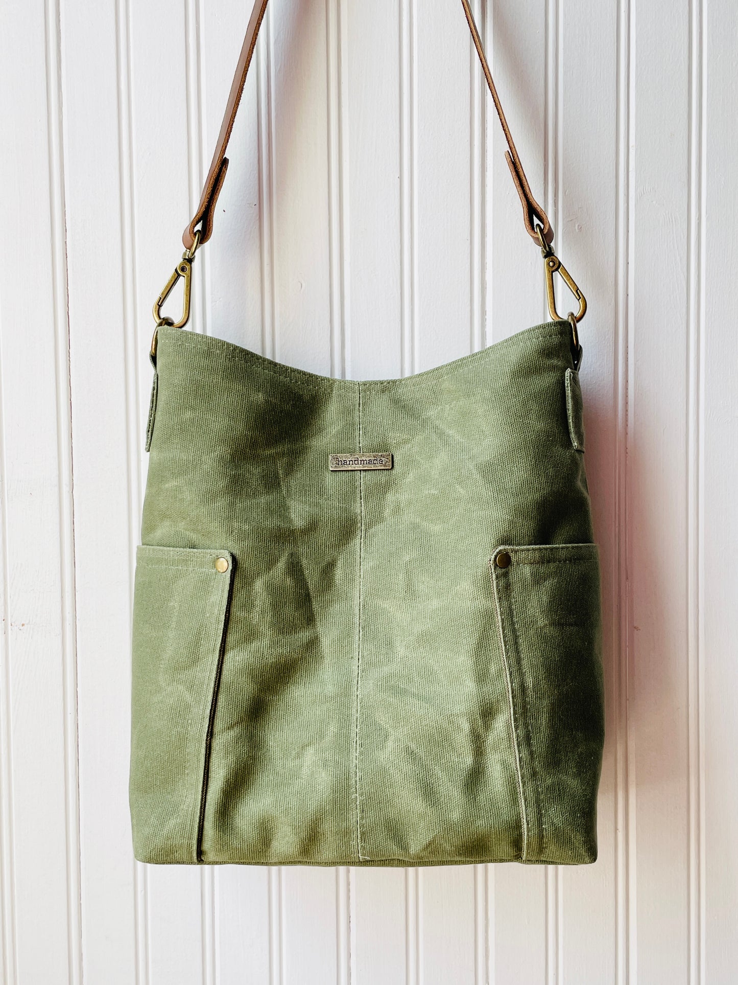 Waxed Canvas Shoulder Bag, Leaf Green