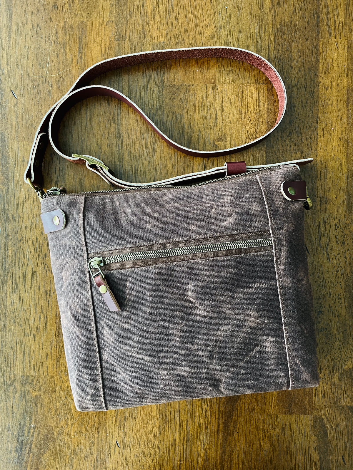 Small Waxed Canvas Purse, Chestnut